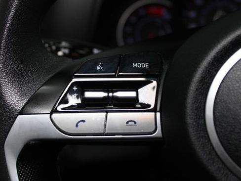 Used 2021 Hyundai Elantra SE w/ Cargo Package image 17