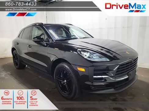 Used 2021 Porsche Macan AWD/4WD image 1