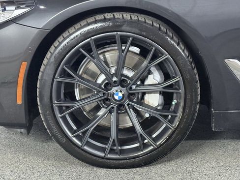Used 2017 BMW 540i xDrive image 16