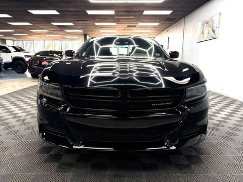Used 2022 Dodge Charger SXT RWD image 4