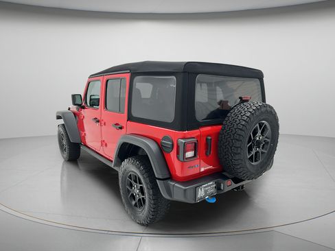 Used 2024 Jeep Wrangler Unlimited AWD/4WD image 6