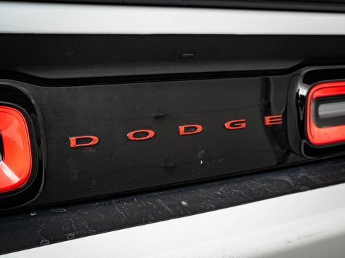 Used 2023 Dodge Challenger R/T Scat Pack image 17