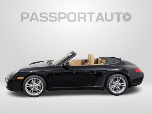 Used 2011 Porsche 911 Carrera RWD image 3