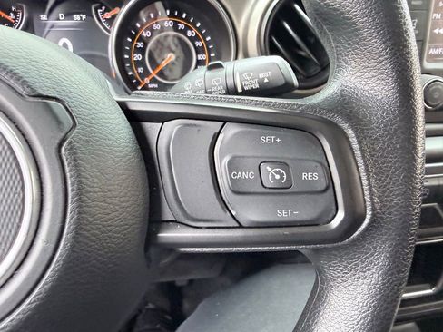 Used 2020 Jeep Wrangler Unlimited Sport image 14