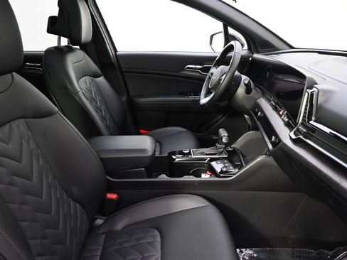 Used 2023 Kia Sportage X-Pro Prestige AWD/4WD image 16