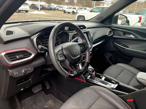 Used 2023 Chevrolet TrailBlazer RS w/ Convenience Package image 8