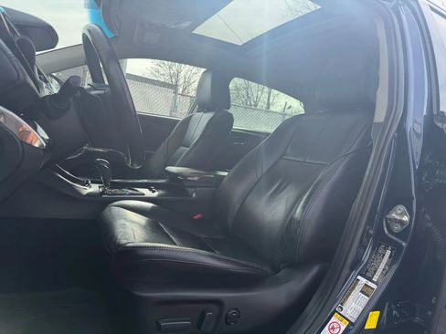 Used 2016 Toyota Avalon XLE Premium image 11