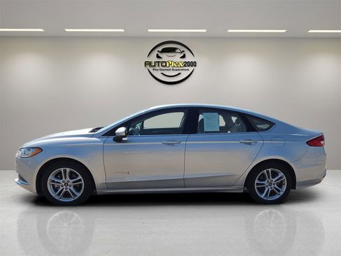 Used 2018 Ford Fusion S image 4