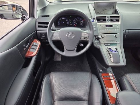 Used 2011 Lexus HS 250h Premium FWD image 4