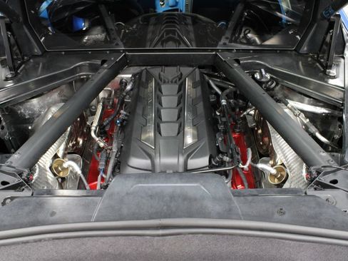 Used 2023 Chevrolet Corvette Stingray Premium Cpe w/ Z51 Performance Package RWD image 31