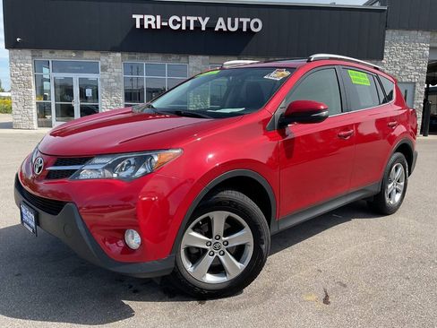 Used 2015 Toyota RAV4 XLE AWD/4WD image 1