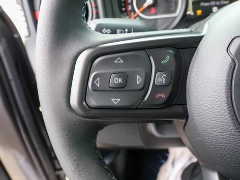 New 2026 Jeep Wrangler Unlimited Rubicon AWD/4WD image 26