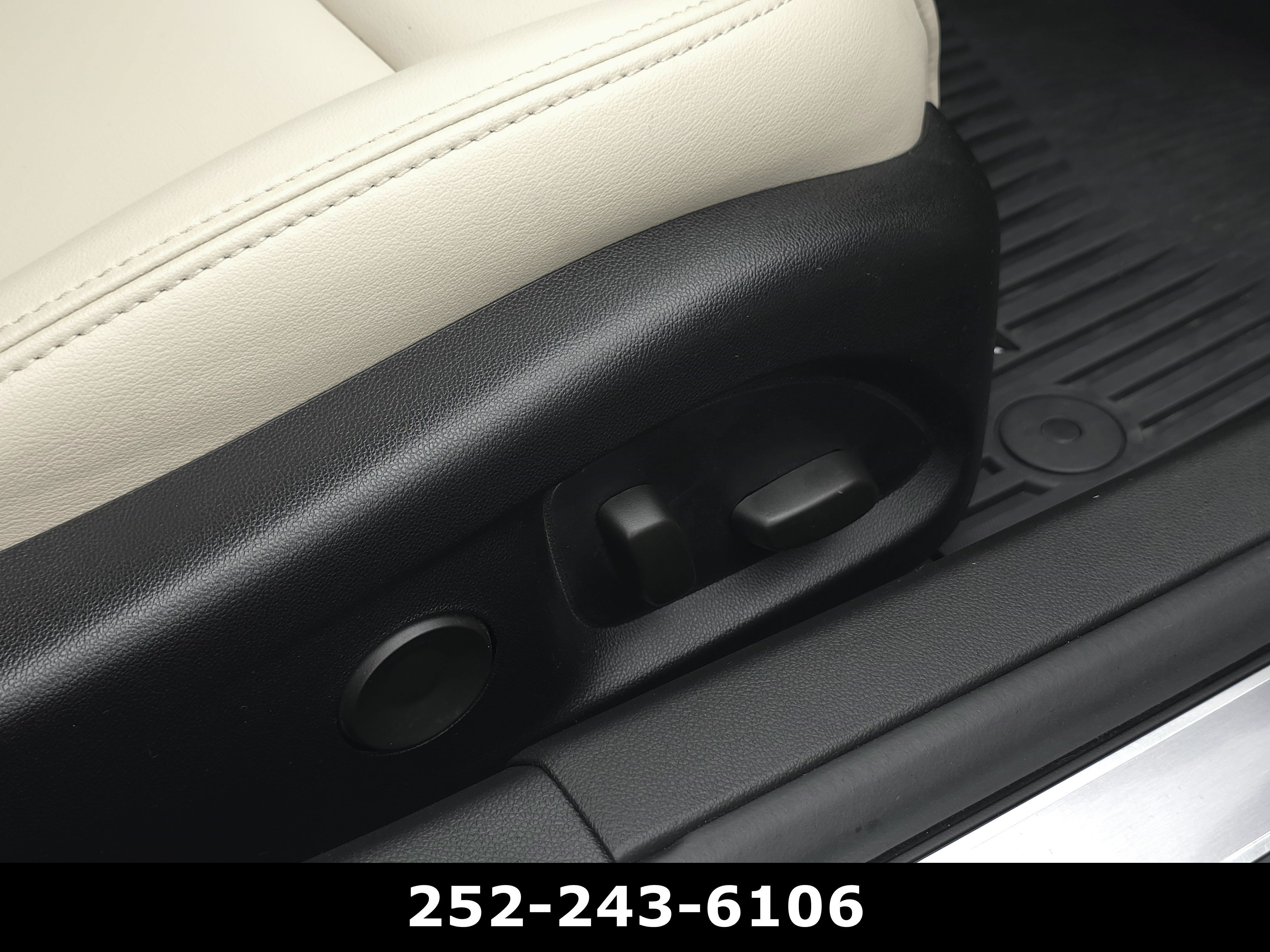 Used 2021 Cadillac CT5 Luxury w/ Cold Weather Package RWD image 37