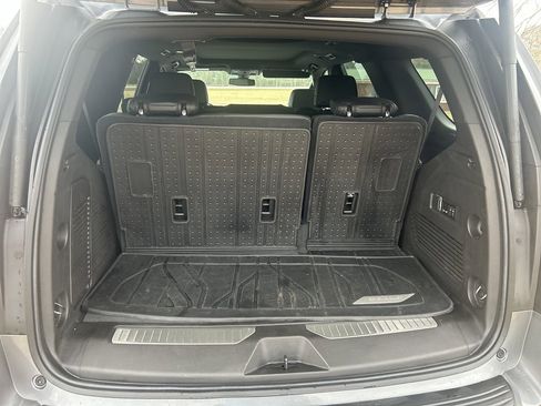 Used 2021 Chevrolet Tahoe Z71 w/ Z71 Signature Package image 10