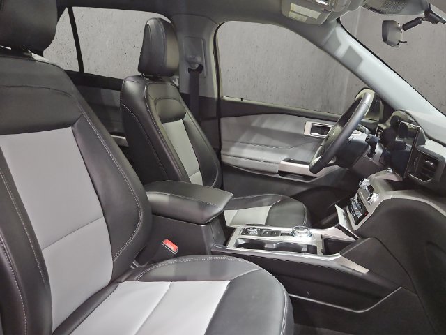 Certified 2024 Ford Explorer XLT w/ Equipment Group 202A AWD/4WD image 20