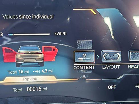 New 2025 BMW i7 eDrive50 image 21