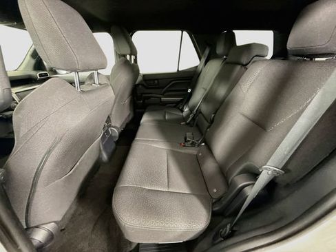 Certified 2025 Toyota 4Runner SR5 AWD/4WD image 24