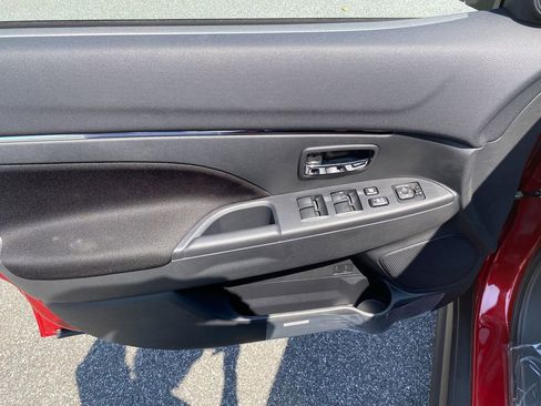 New 2025 Mitsubishi Outlander Sport ES image 11