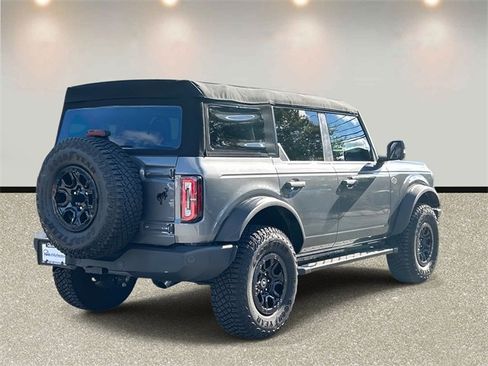 Certified 2024 Ford Bronco Wildtrak image 5