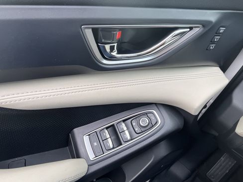 New 2026 Subaru Ascent Limited image 17