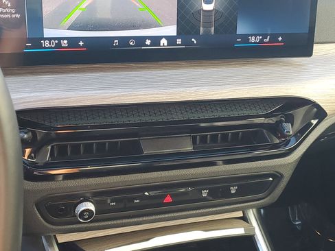 Used 2025 BMW 430i Convertible image 21