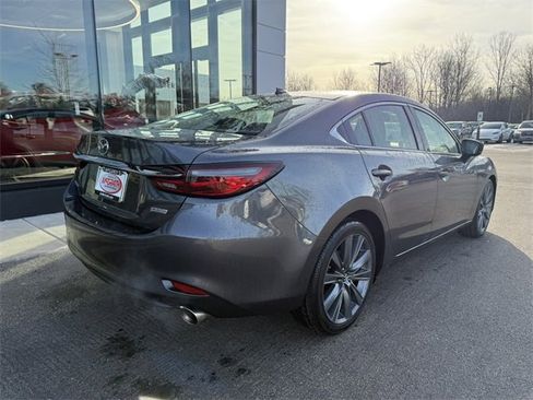 Used 2018 MAZDA MAZDA6 Grand Touring image 2