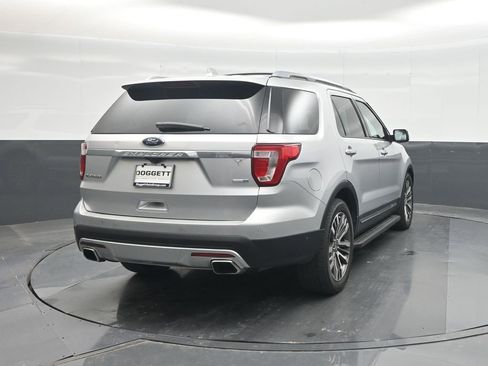 Used 2017 Ford Explorer Platinum AWD/4WD image 24