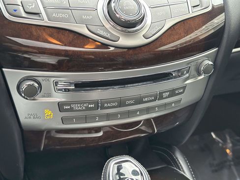 Used 2018 INFINITI QX60 Luxe w/ Deluxe Technology Package image 34