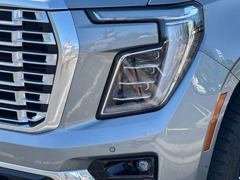 Used 2026 GMC Yukon Denali AWD/4WD image 54