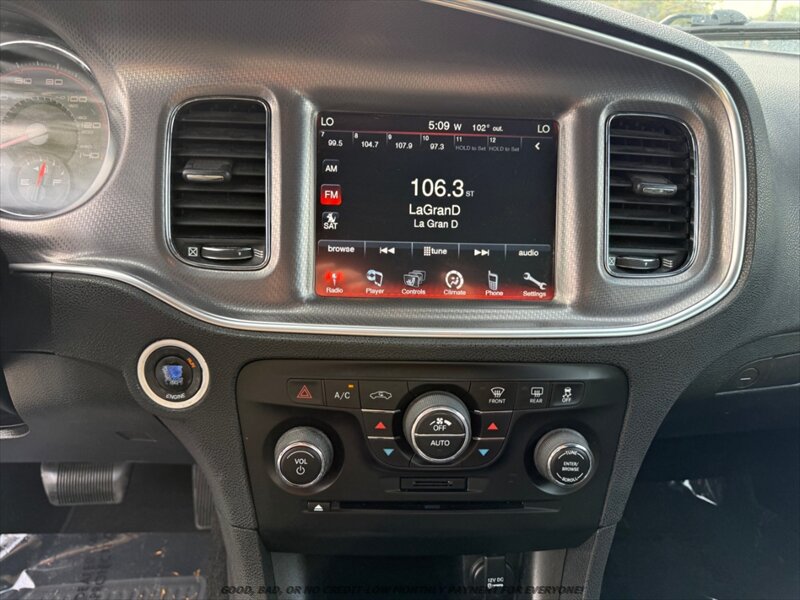 Used 2013 Dodge Charger SXT RWD image 25