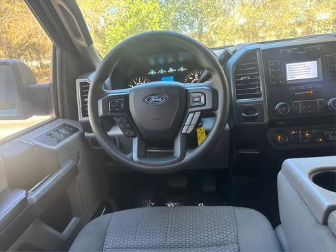 Used 2018 Ford F150 XLT image 12