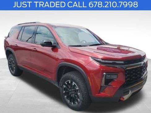 Used 2024 Chevrolet Traverse Z71 AWD/4WD image 1