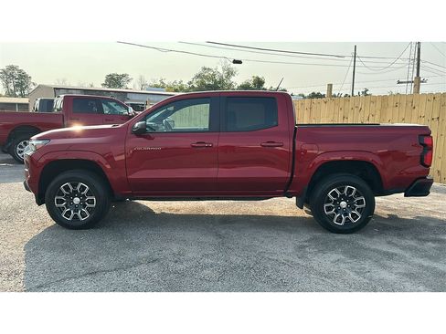 Used 2023 Chevrolet Colorado LT w/ LT Convenience Package III RWD image 3