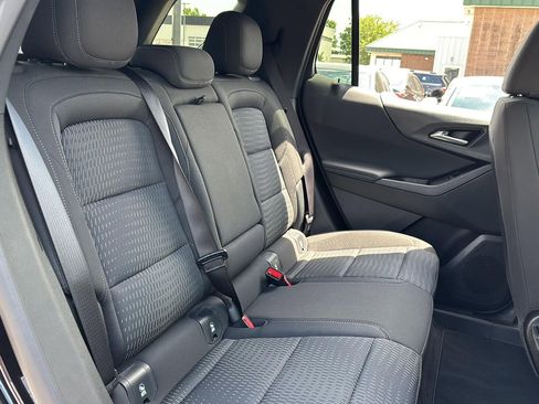 Used 2026 Chevrolet Equinox LT FWD image 21