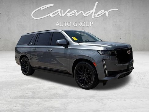 Used 2021 Cadillac Escalade ESV Sport Platinum w/ LPO, ONYX Package RWD image 2