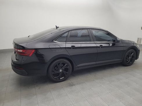 Used 2025 Volkswagen Jetta SE FWD image 10
