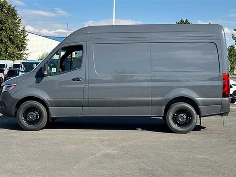 Used 2024 Mercedes-Benz Sprinter 144 Cargo image 2