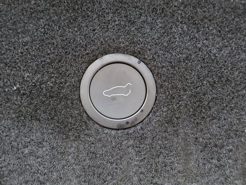 Used 2022 Tesla Model S image 59