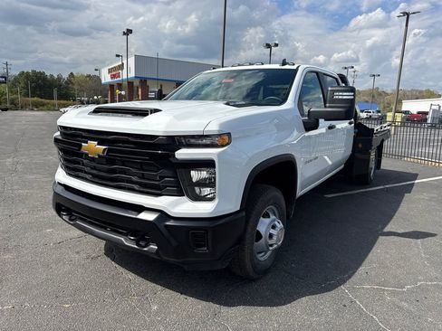 New 2026 Chevrolet Silverado 3500 W/T w/ WT Convenience Package AWD/4WD image 2