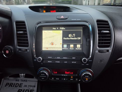Used 2017 Kia Forte SX FWD image 32