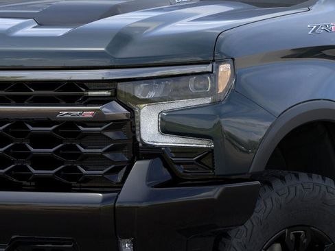 New 2026 Chevrolet Silverado 1500 ZR2 w/ Dark Appearance Package AWD/4WD image 10