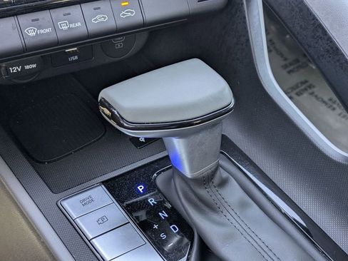 Certified 2025 Hyundai Elantra Sport FWD image 19