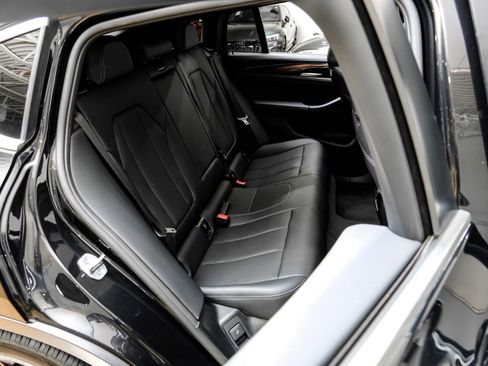 Used 2024 BMW X4 xDrive30i image 39