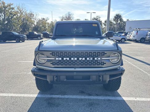 Used 2024 Ford Bronco Badlands image 8