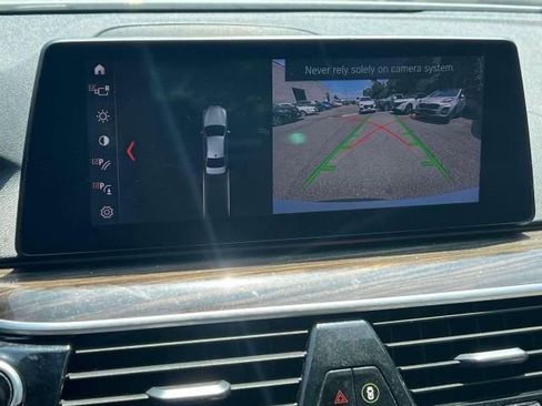 Used 2019 BMW 530i xDrive w/ Convenience Package image 30