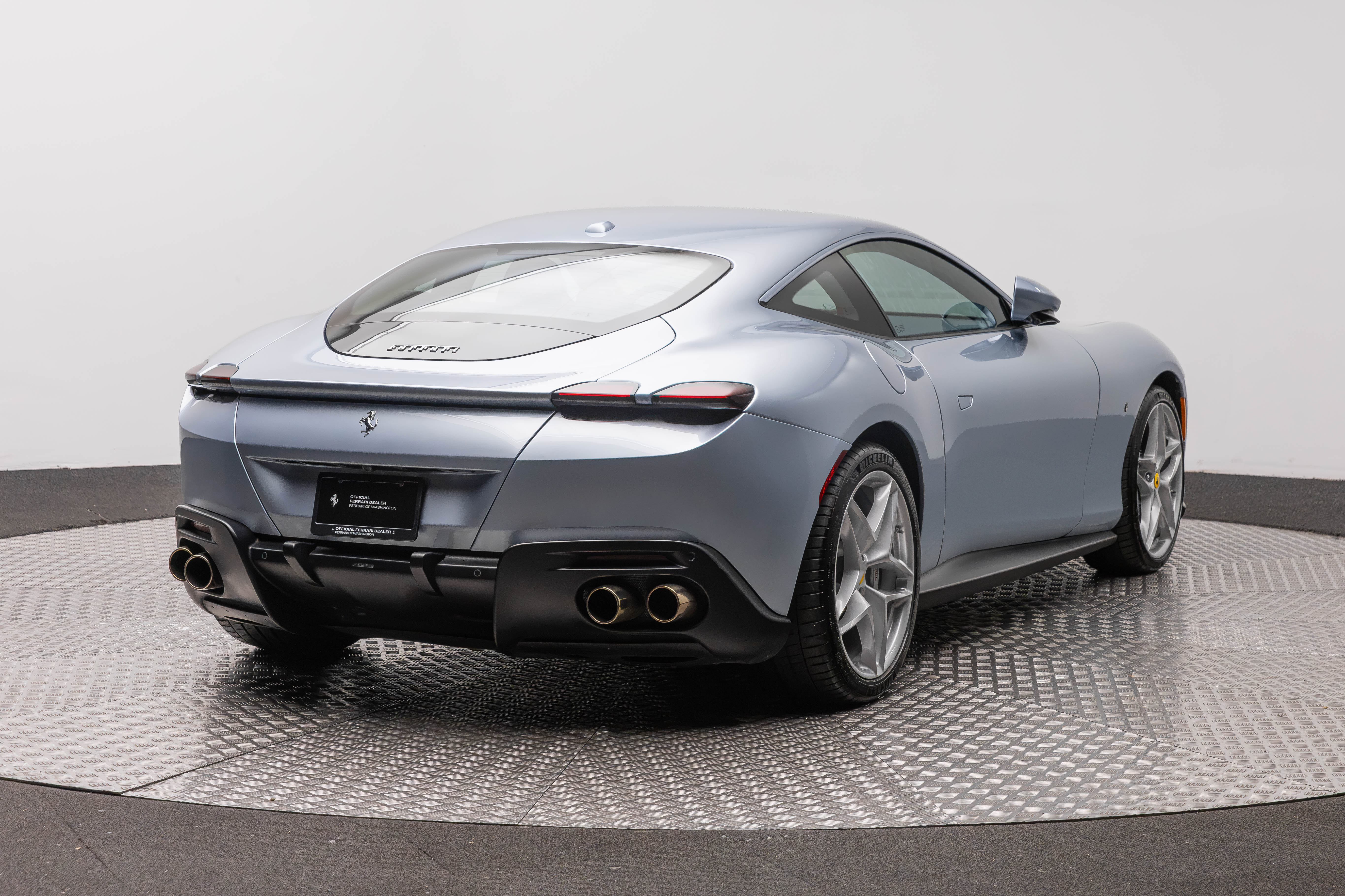 Certified 2022 Ferrari Roma RWD image 7