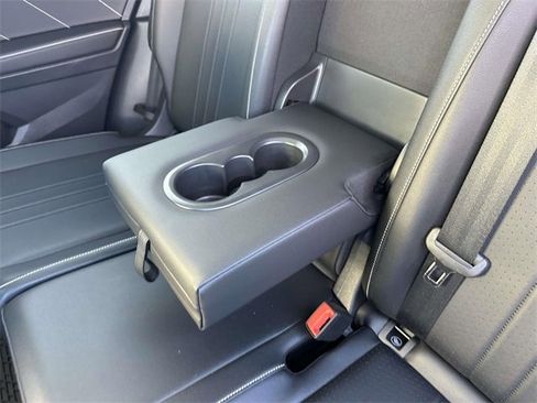 Used 2022 Volkswagen Tiguan SE image 20