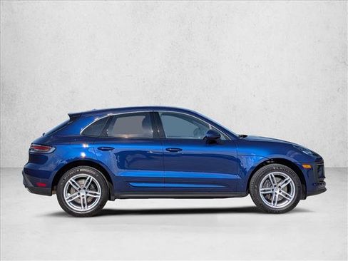 Used 2025 Porsche Macan image 8