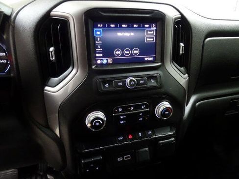 Used 2021 GMC Sierra 1500 4x4 Double Cab w/ Convenience Package image 28