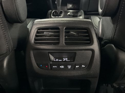 Used 2017 Honda Pilot EX-L image 39